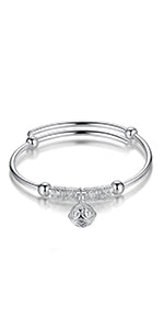 Pulsera chapada en plata con abalorios